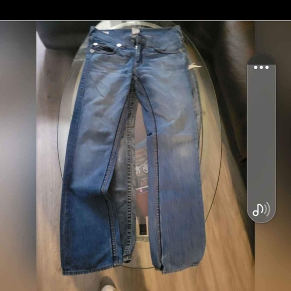 true religion - Picture 3 of 3